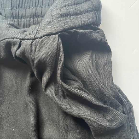 Aritzia Talula Black Joggers Pants Trousers Pull On Elastic Waist Comfy Sz S - Picture 12 of 14